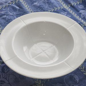 Swid Powell Signature - White Crisscross Lines 9.25" bowl